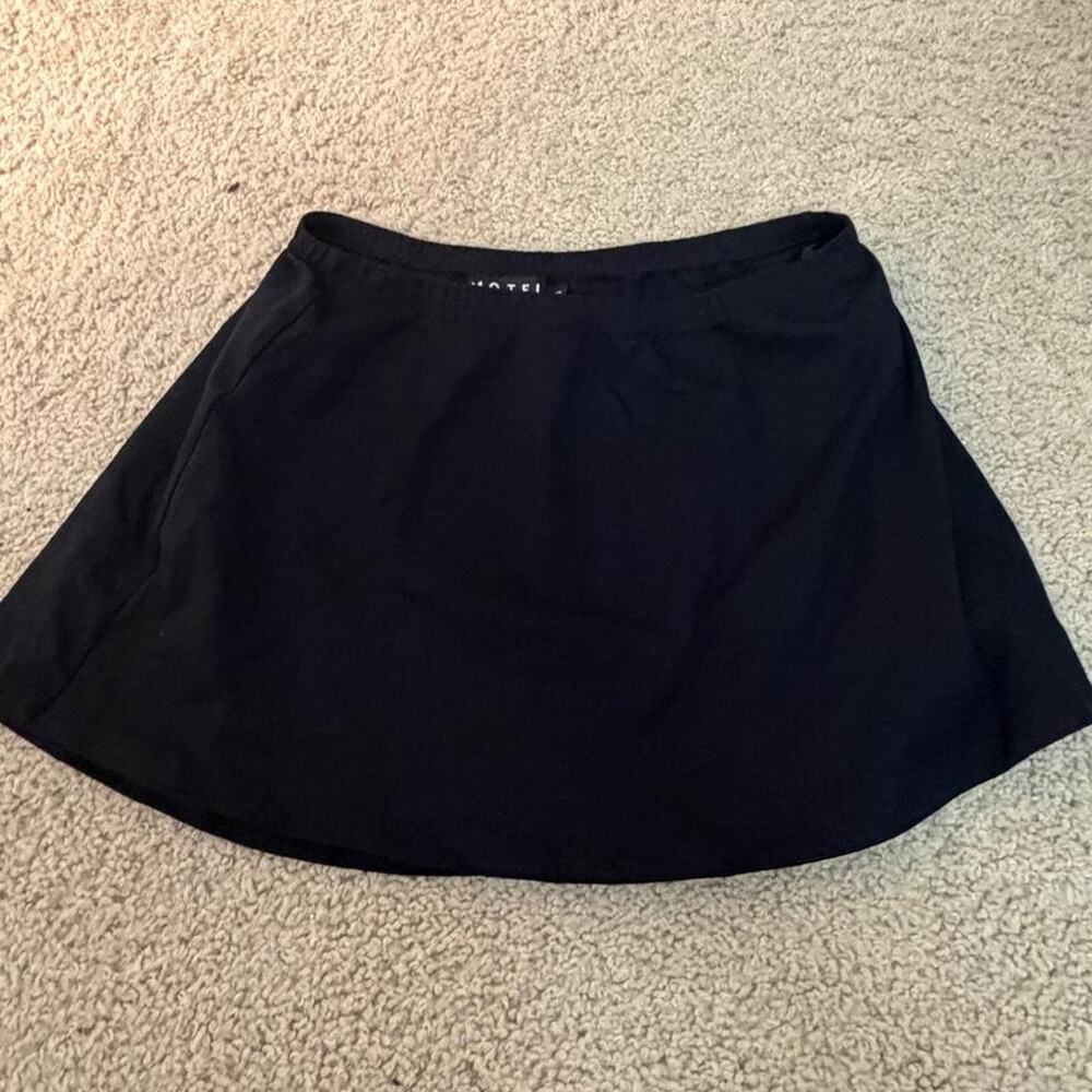 Motel black mini skirt in